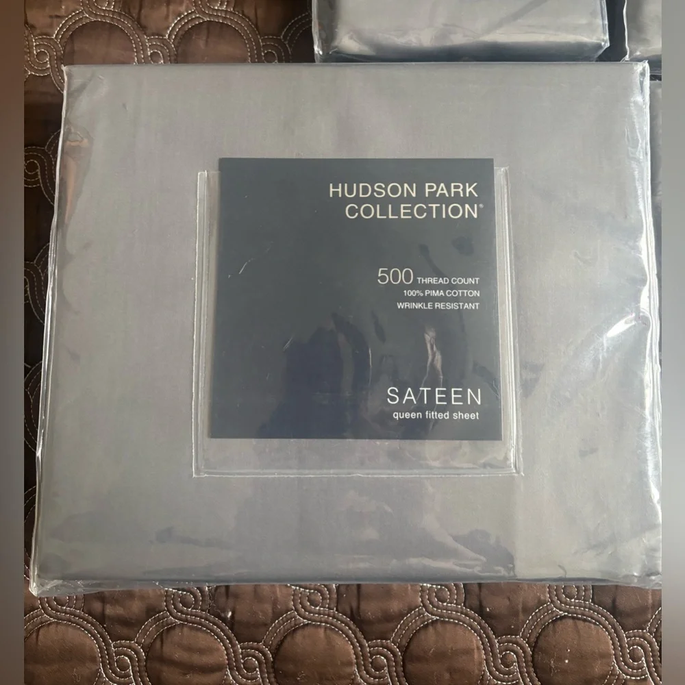 NWT Hudson Park Collection 500 TC Pima Sateen Queen Bedding charcoal